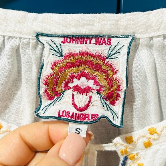 NWOT Johnny Was Linen Embroidered Boho Tunic Floral Tie Neck Peasant Top Size S - Picture 5 of 12